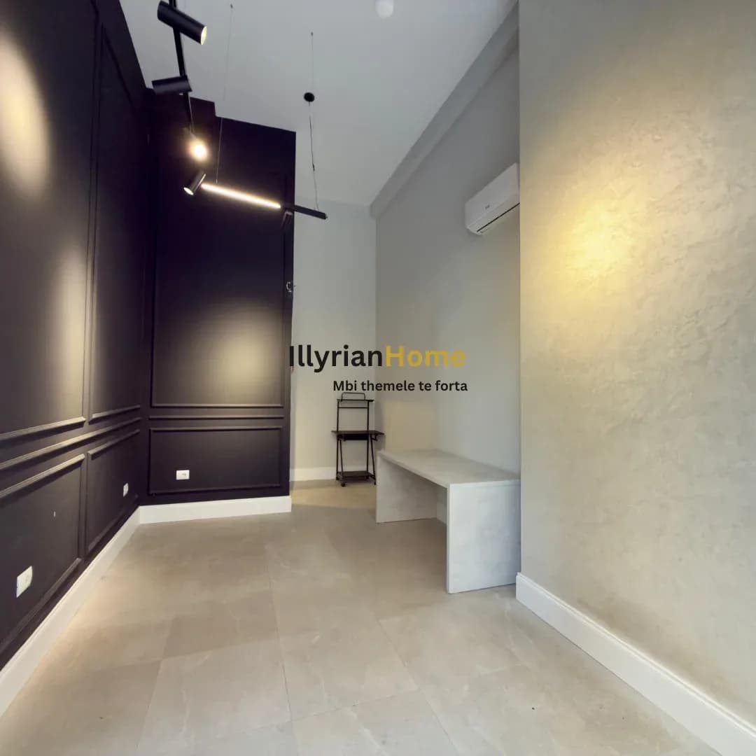 EKSKLUZIVE | JEPET ME QIRA AMBIENT MODERN ME FASADË XHAMI – PARKU 21 DHJETORI 4
