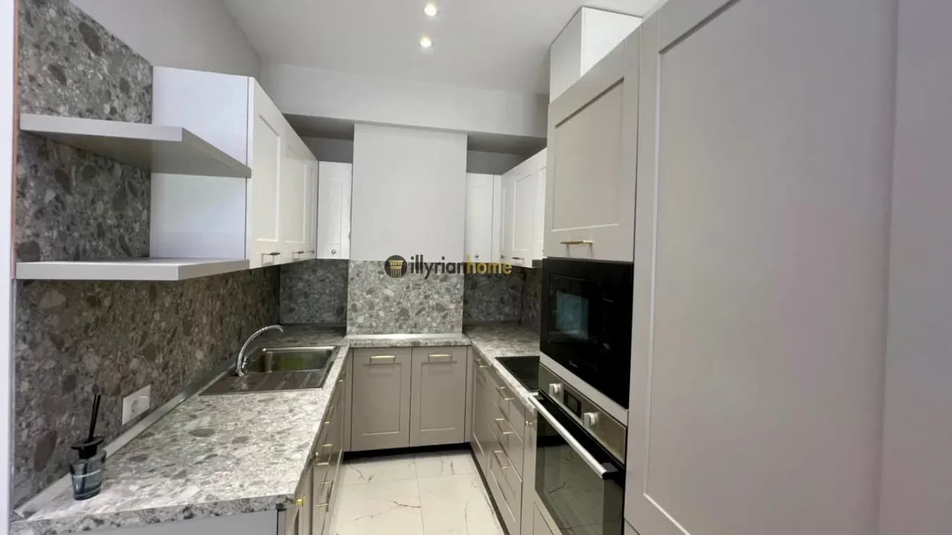 Qira, Apartament 2+1 – Qendër, Piazza, Tiranë