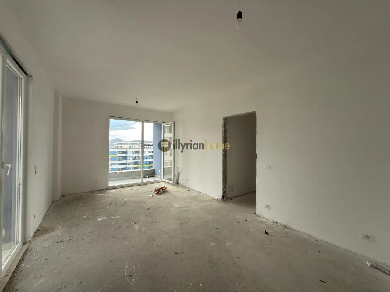 Apartament 2+1 për Shitje, "Univers City Complex", QTU, Tiranë 1