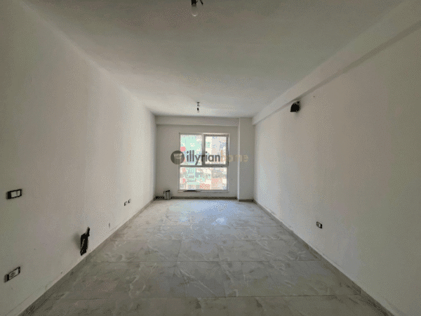 Shitet, Apartament 1+1 “Laprakë”,Tiranë. 2