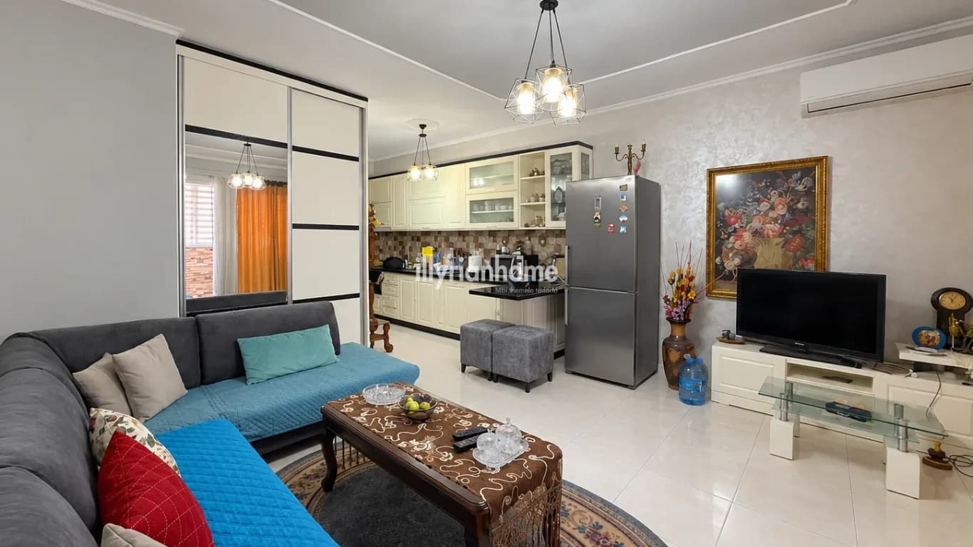 EKSKLUZIVE|JEPET ME QIRA | GARSONIERE E MOBILUAR 50 m² PRANË DETIT – RROTA E KUQE, DURRËS 4