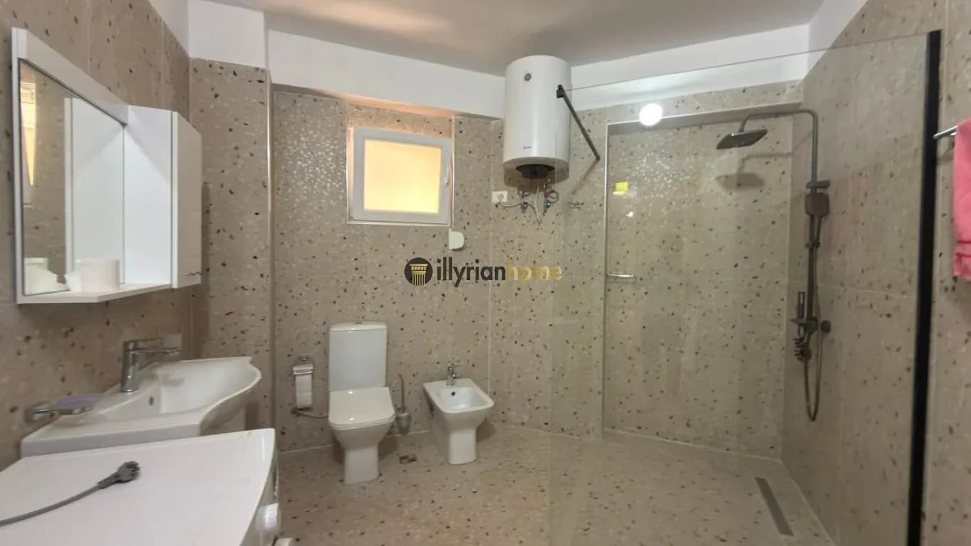 QIRA, APARTAMENT 2+1 | RRUGA PASHKO VASO 4