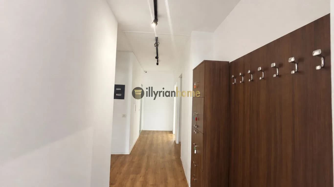 EKSKLUZIVE | Jepet me Qira Ambient Zyre | Kristal Center, Komuna e Parisit-Tiranë 4