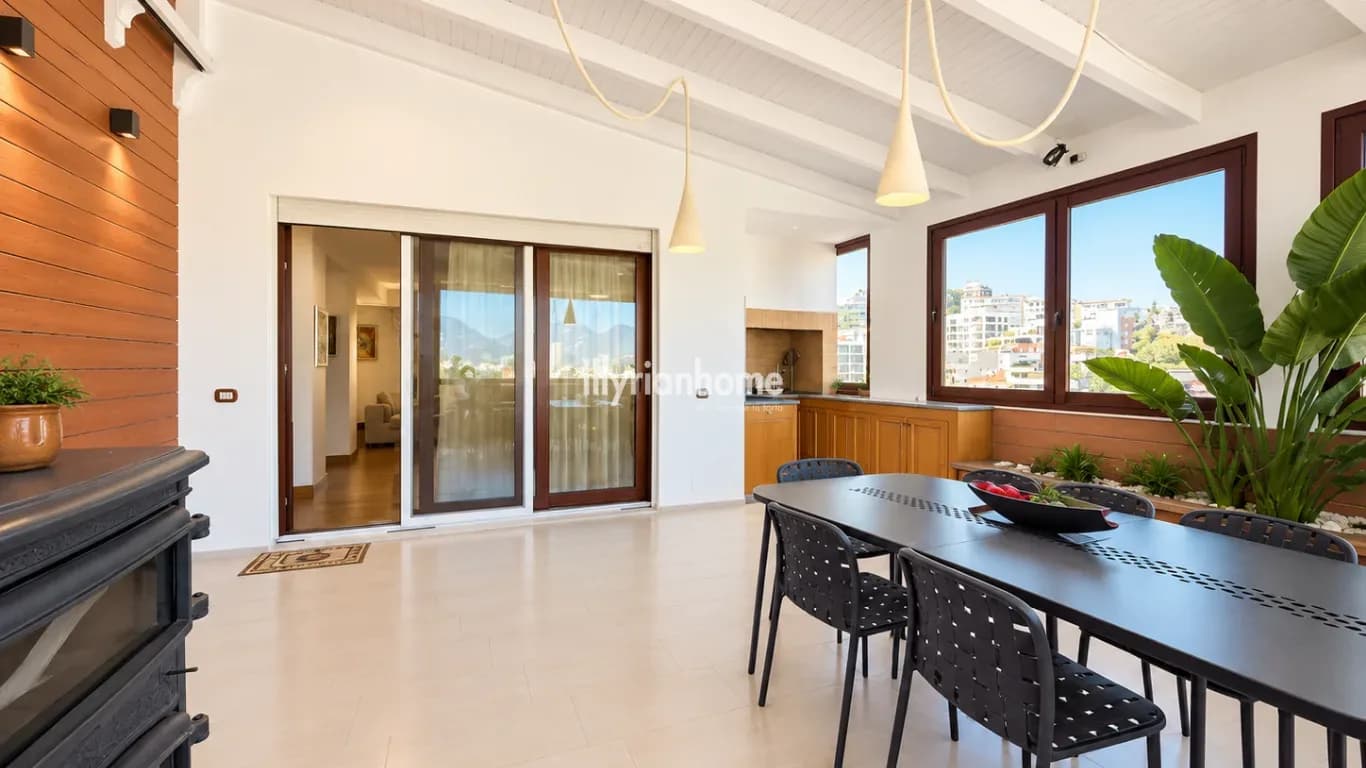 PENTHOUSE PREMIUM ME QIRA | PRANË KOPSHTIT BOTANIK DHE LIQENIT ARTIFICIAL, TIRANË 3