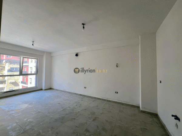 Shitet, Apartament 1+1 “Laprakë”,Tiranë.