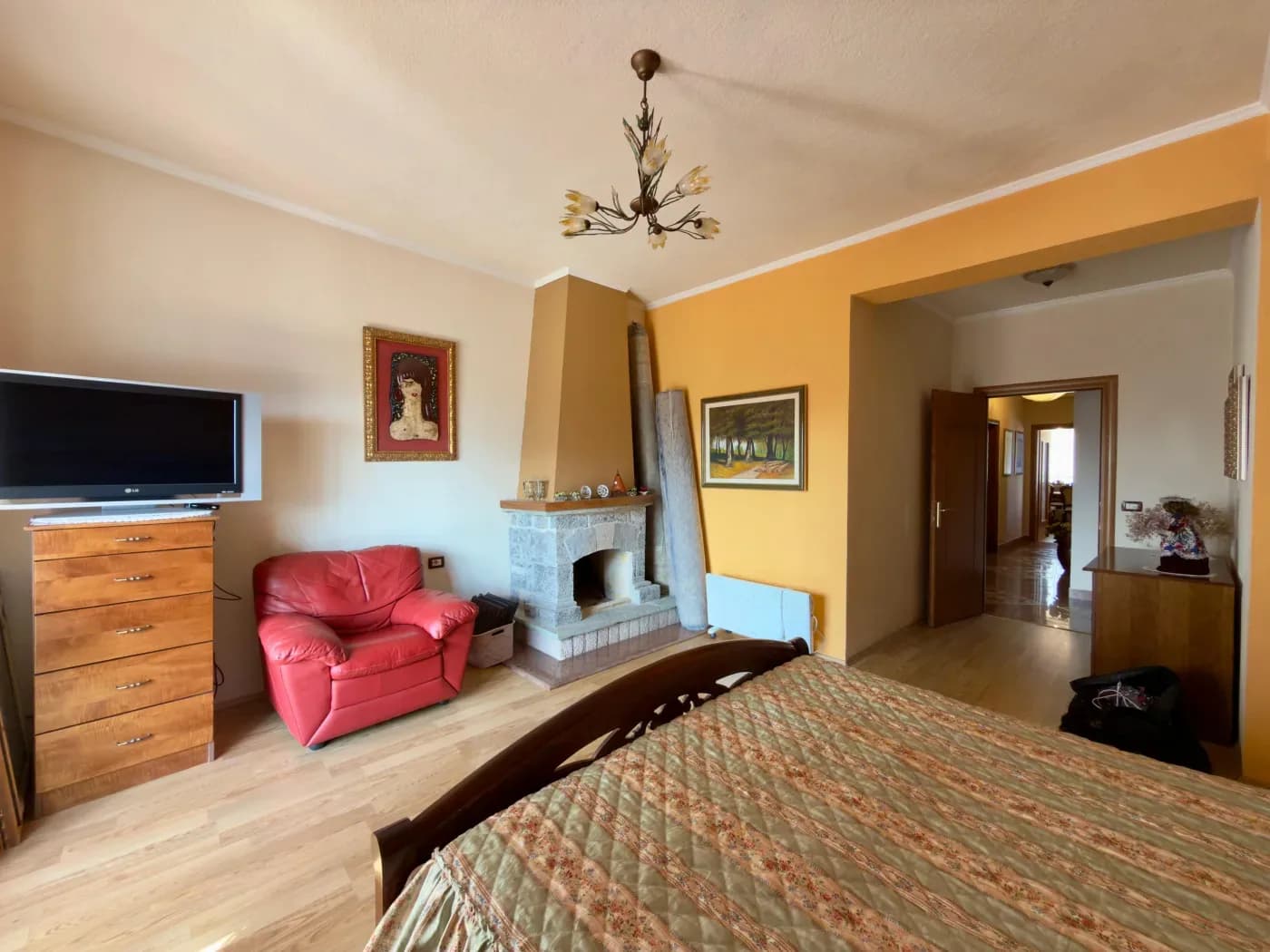 Shitet apartament Ekskluziv 3+1 me Verandë Panoramike | Bulevardi Europa, Pogradec 3