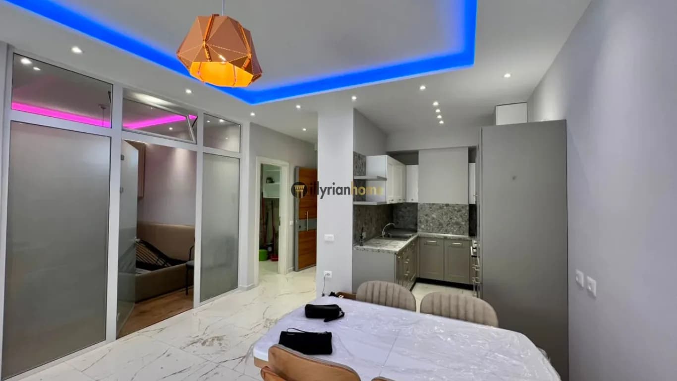 Qira, Apartament 2+1 – Qendër, Piazza, Tiranë 4