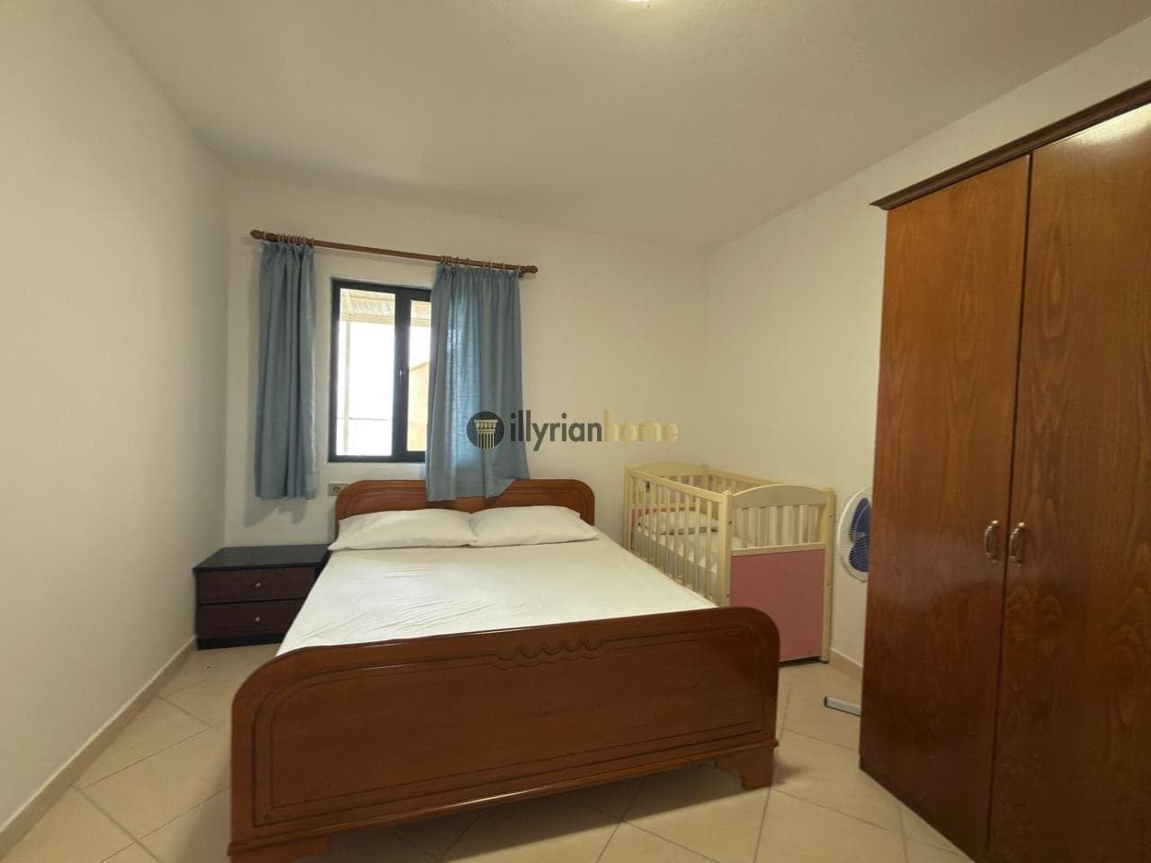 Shitet Apartament 2+1, Pranë Liqenit, Pogradec 2
