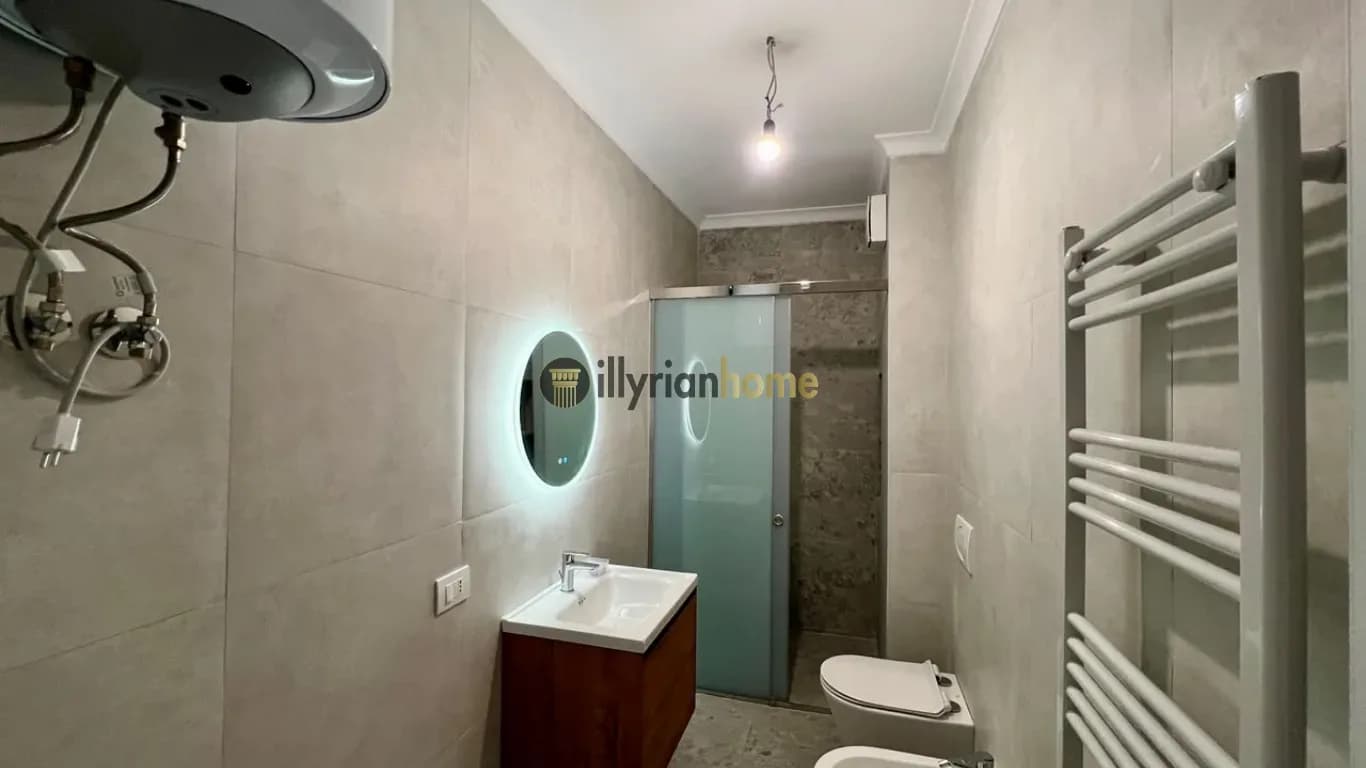 QIRA | APARTAMENT 2+1 | RRUGA E DIBRËS