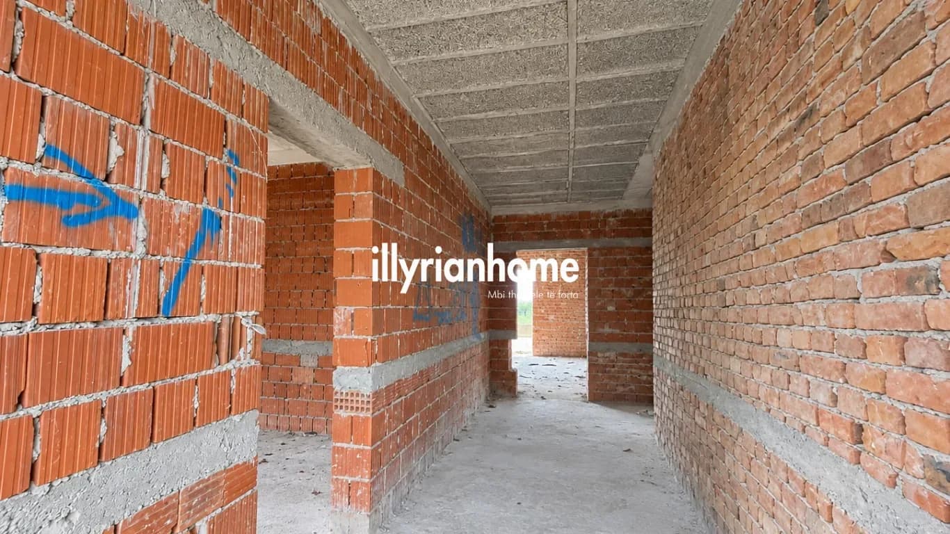 EKSKLUZIVE | SHITET PRONË DY KATËSHE ME 317 m² TRUALL – SARANDË 3