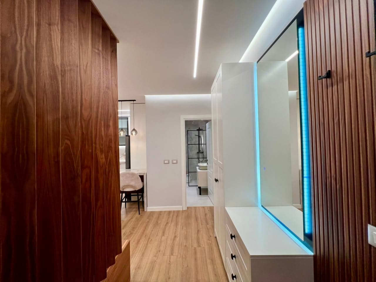Qira, Apartament 2+1, ”Selvia”, Tiranë. 3