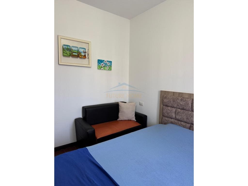 Qera, Apartament 1+1, Golem 4