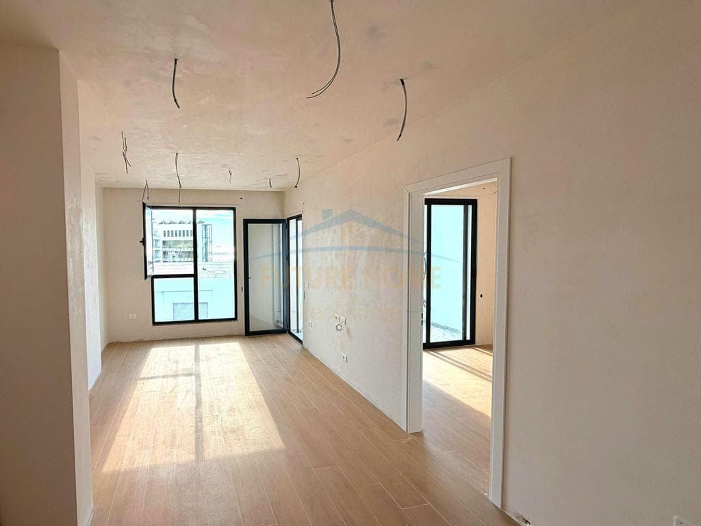 Shitet, Apartament 1+1, Golem 4