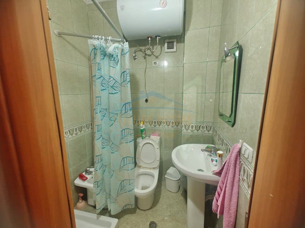 Qera, Apartament 2+1+2, Xhamlliku, Tiranë 4