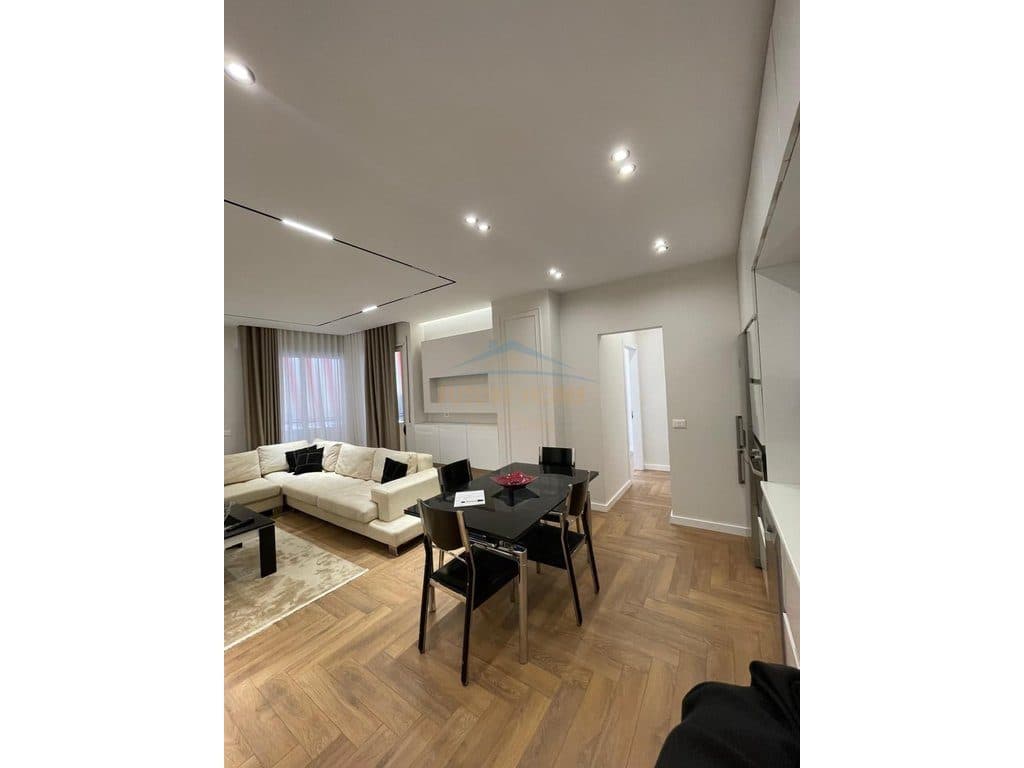 Qera, Apartament 2+1, Pazari i Ri 2