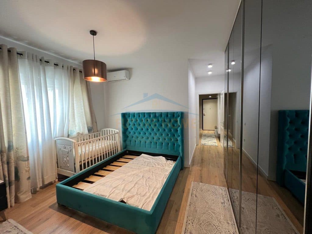 Shitet, Apartament 2+1+2, Kompleksi Panorama, Tiranë 3