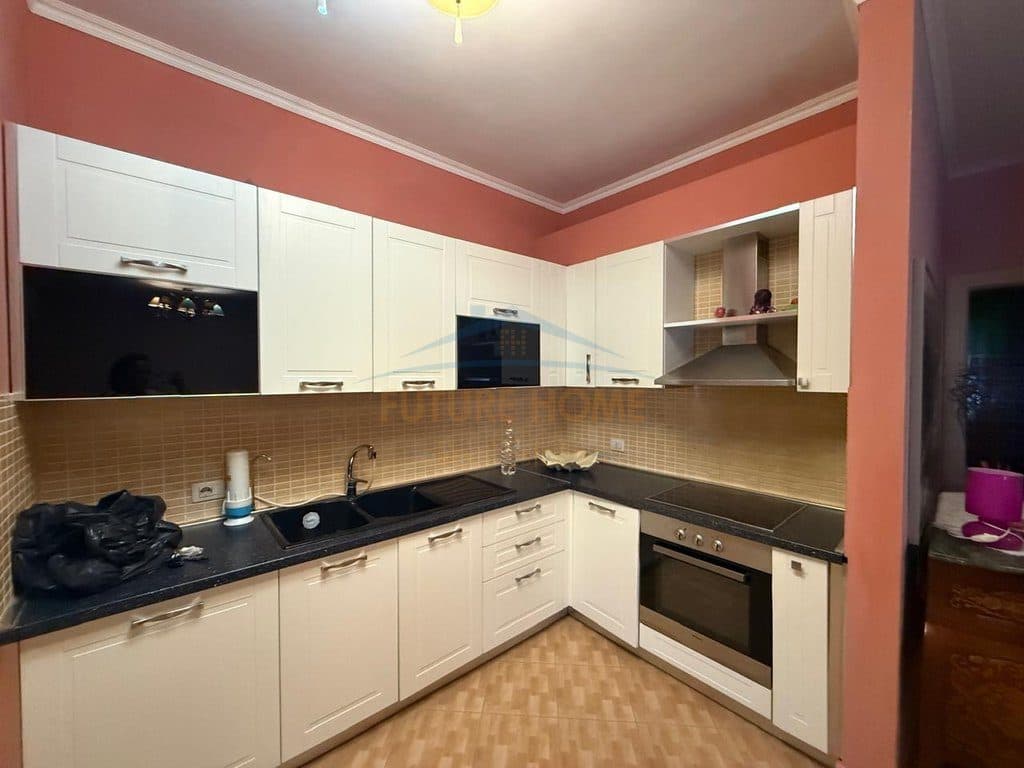 Shitet, Apartament 2+1+2, Shkozë 3
