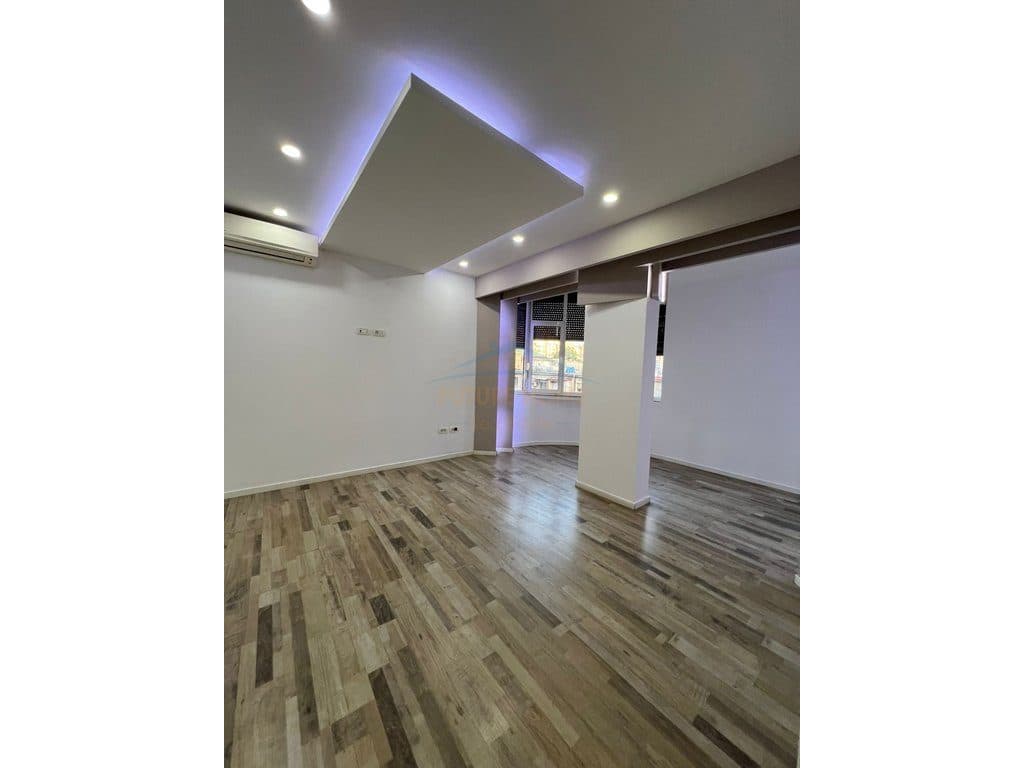 Qera, Apartament 2+1+Depo, Sheshi Willson, Tiranë 3