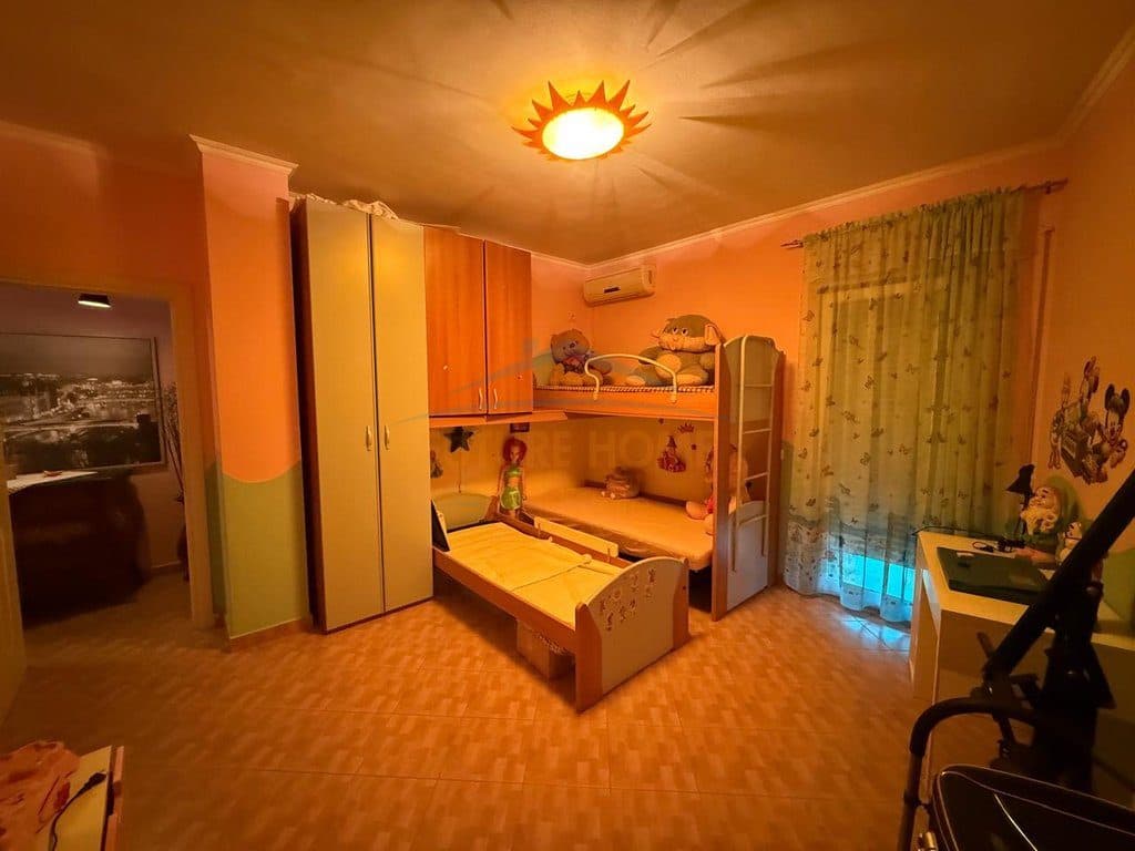 Shitet, Apartament 2+1+2, Shkozë 4