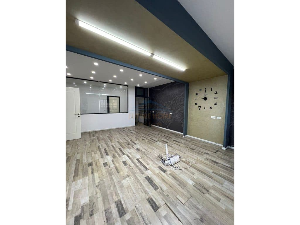 Qera, Apartament 2+1+Depo, Sheshi Willson, Tiranë 2