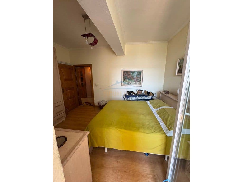 Shitet, Apartament 2+1, Ish-Nisharaku, Bulevardi Gjergj Fishta