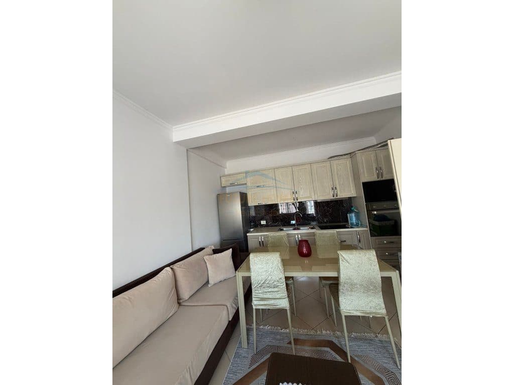 Qera, Apartament 2+1+2+Post Parkim, Casa Italia, Tiranë 2