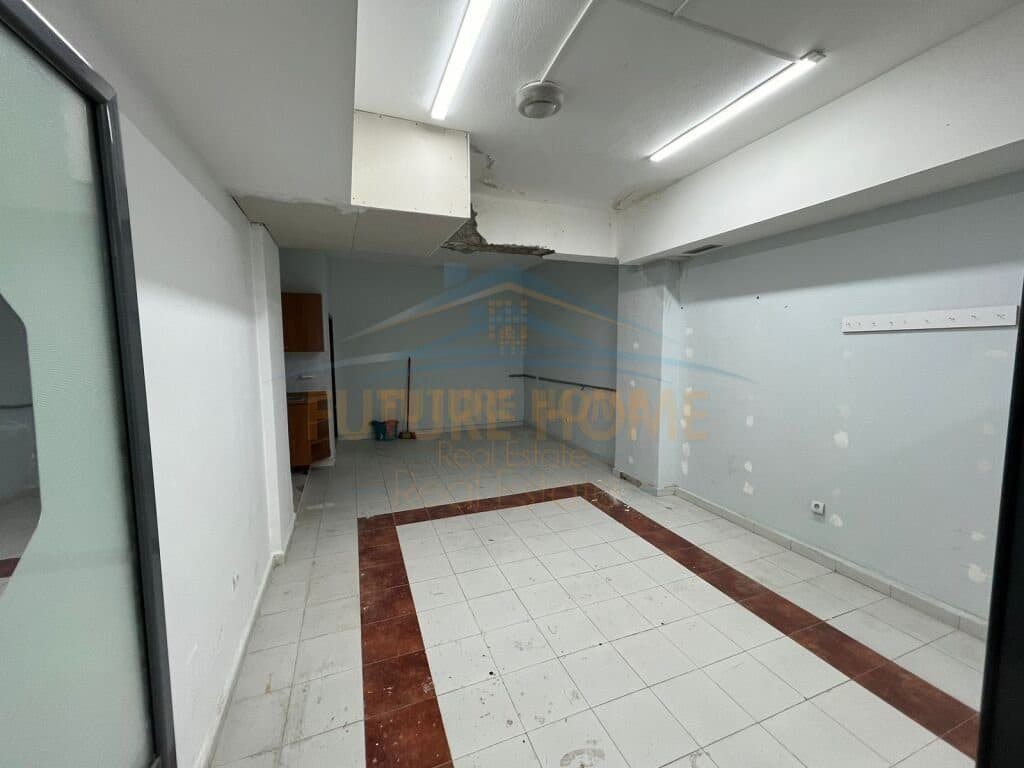 Qera, Ambient Biznesi ,Rruga Dritan Hoxha 3