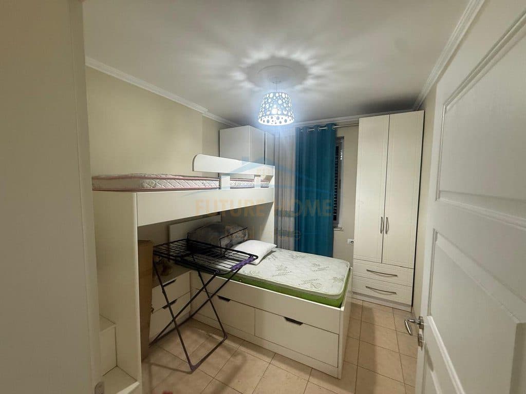 Qera, Apartament 2+1, Rruga Ferit Xhajko 4