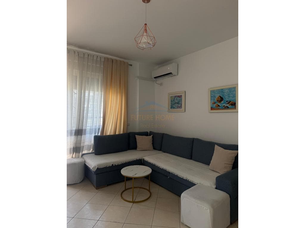 Qera, Apartament 1+1, Golem