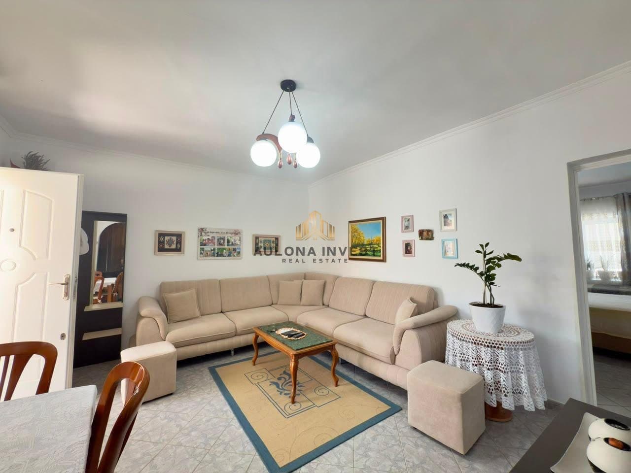 APARTMENT 2+1 FOR SALE IN THE HISTORIC AREA OF VLORE. 3