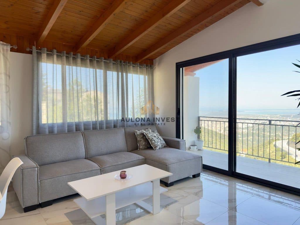 MODERN APARTMENT WITH SEA
