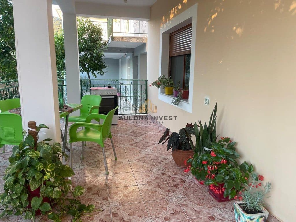 LONG-TERM RENTAL FIRST FLOOR OF A HOUSE NEAR THE VLORA SEAFRONT