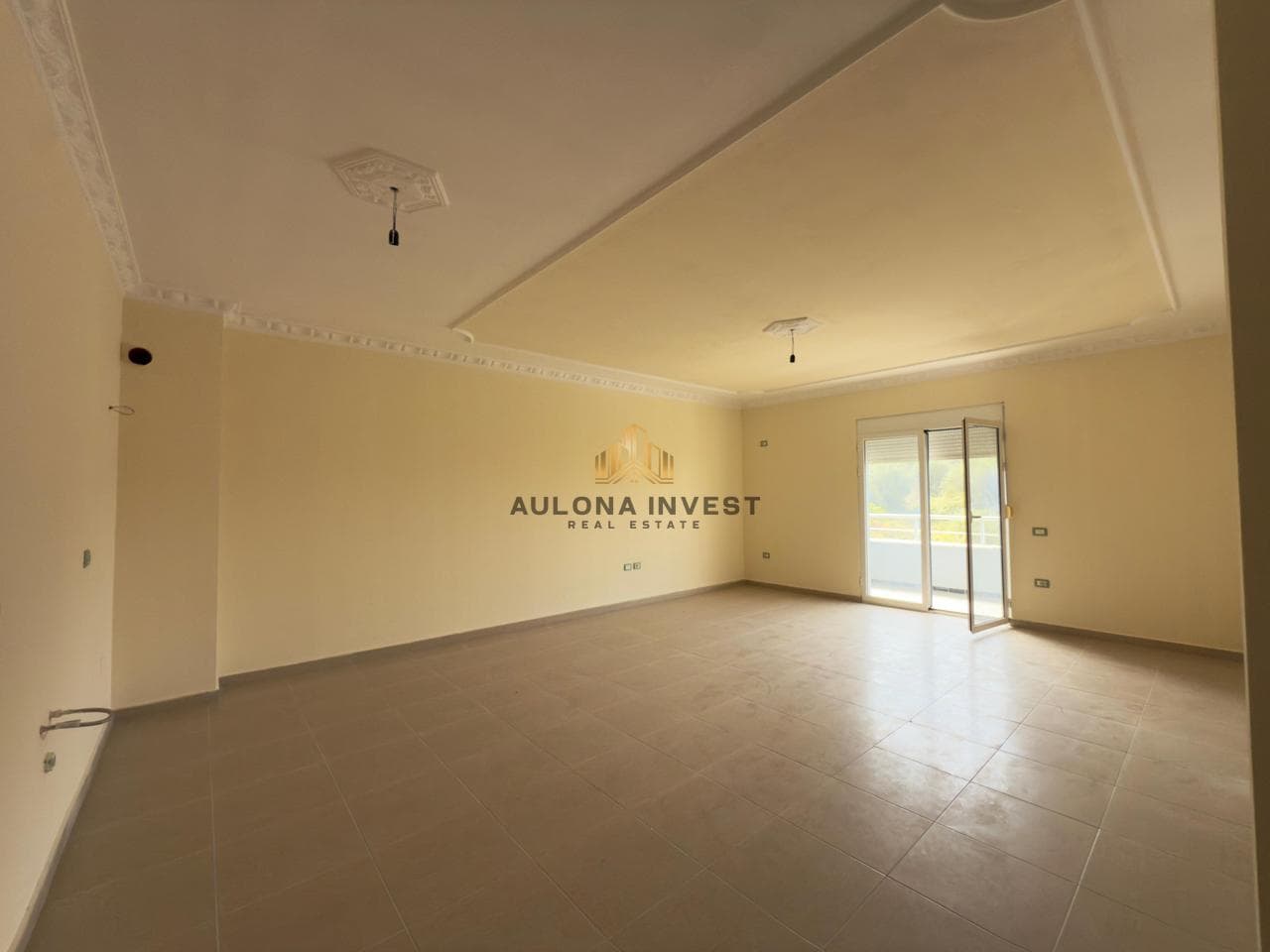APARTMENT 1+1 FOR SALE LONG SHORE-VLORE. 3
