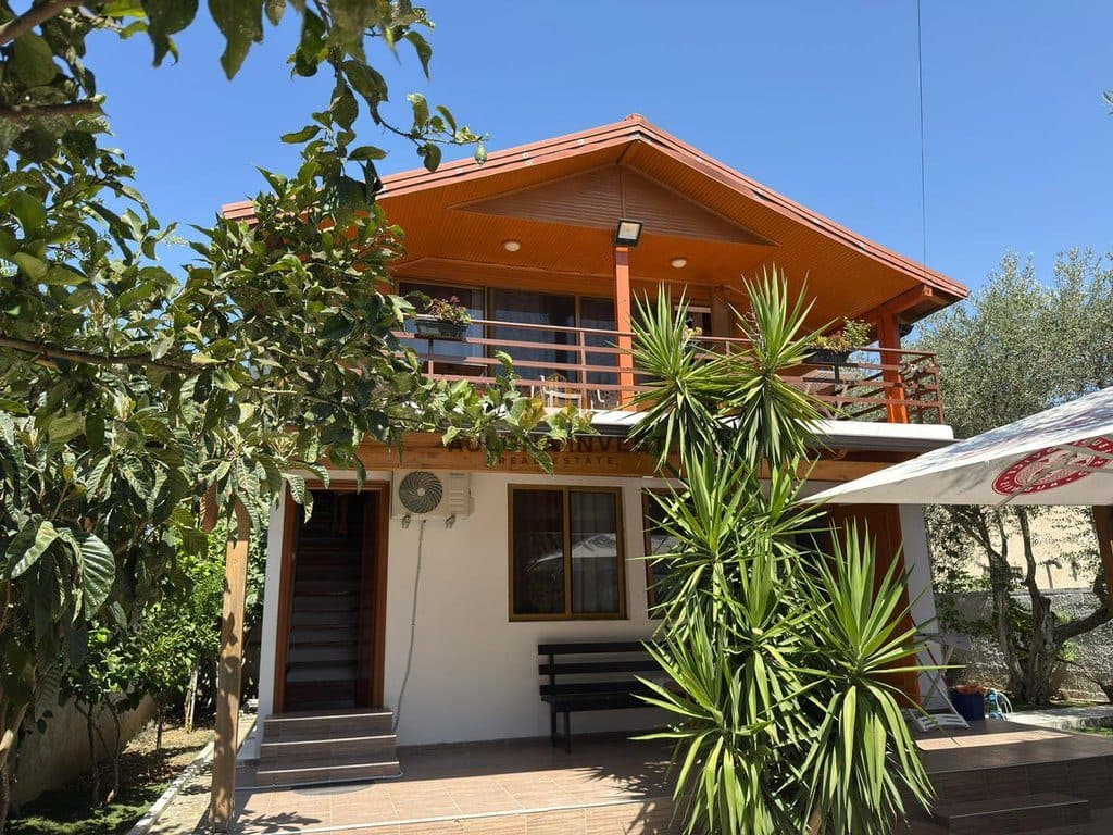 VILE DRURI IN KATESHE FOR RENT OCTOBER-MAY Plazhi i