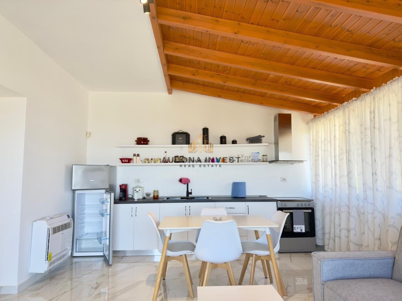 MODERN APARTMENT WITH SEA 4