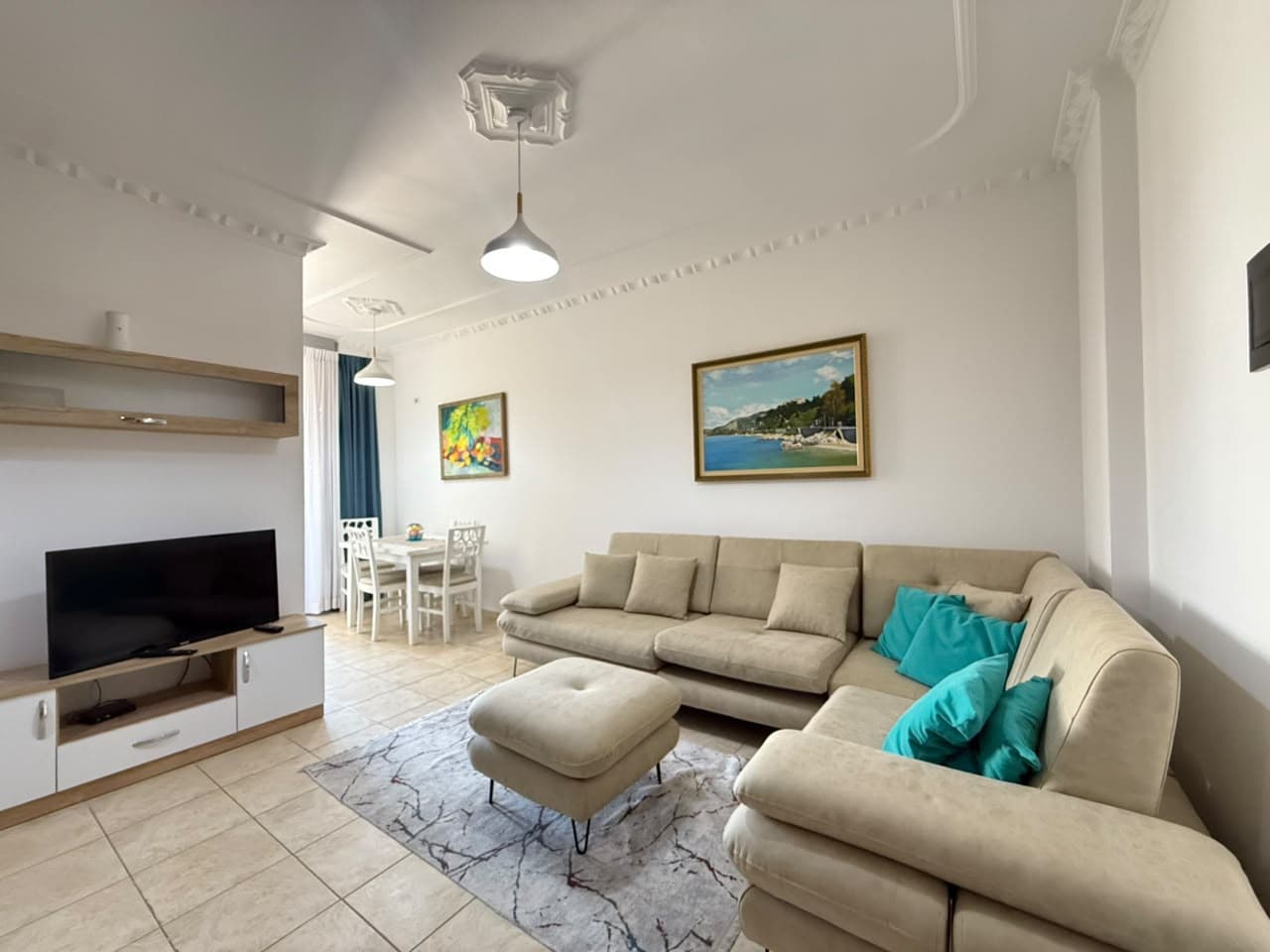 🏡 JEPET ME QIRA AFATGJATË APARTAMENT 1+1, VLORË.