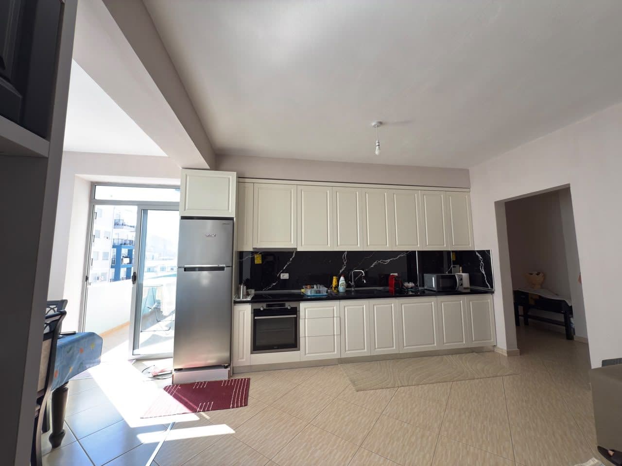 APARTAMENT 2+1 ME QERA AFATGJATE – ISH KOMBINATI, VLORË. 4