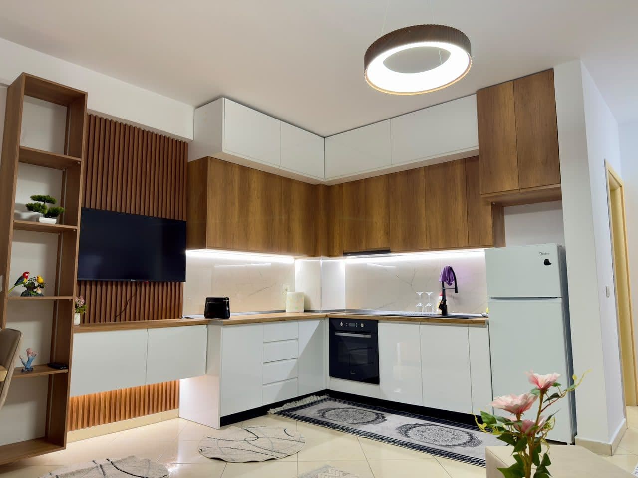 SHITET APARTAMENT I SAPO INVESTUAR 1+1 – ISH KOMBINATI I PESHKUT, VLORË. 3