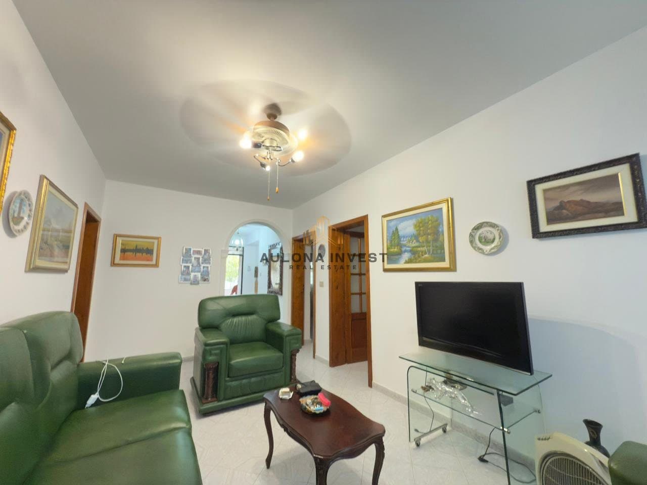 APARTMENT 3+1+2 FOR SALE IN COLE VLORE 2