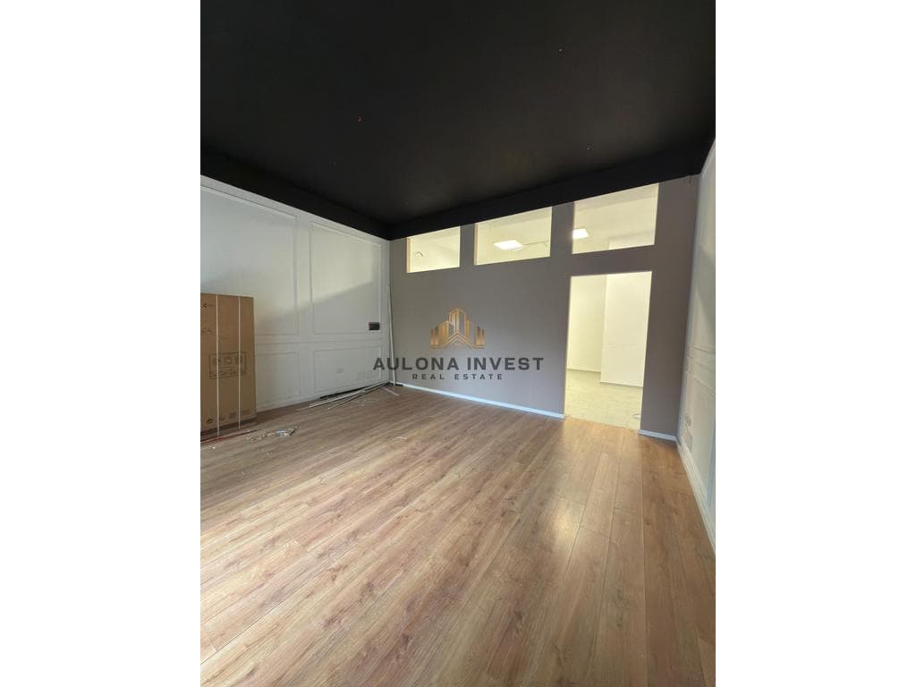 BUSINESS SPACE FOR RENT IN THE "GREEN TOWER"