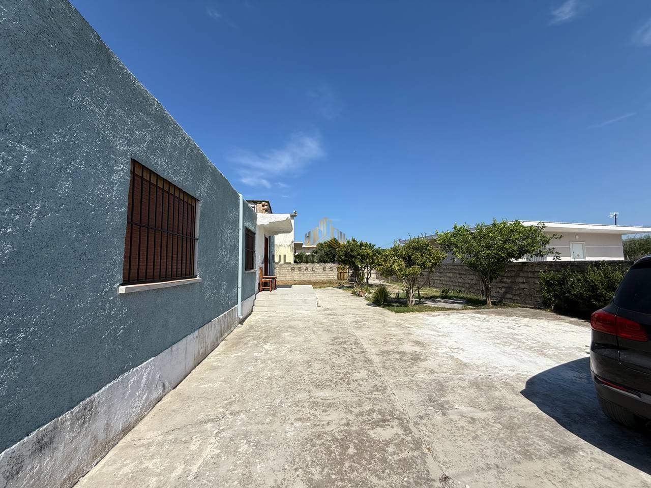 PRIVATE HOUSE FOR SALE NEAR OLD BEACH Plazhi i 3