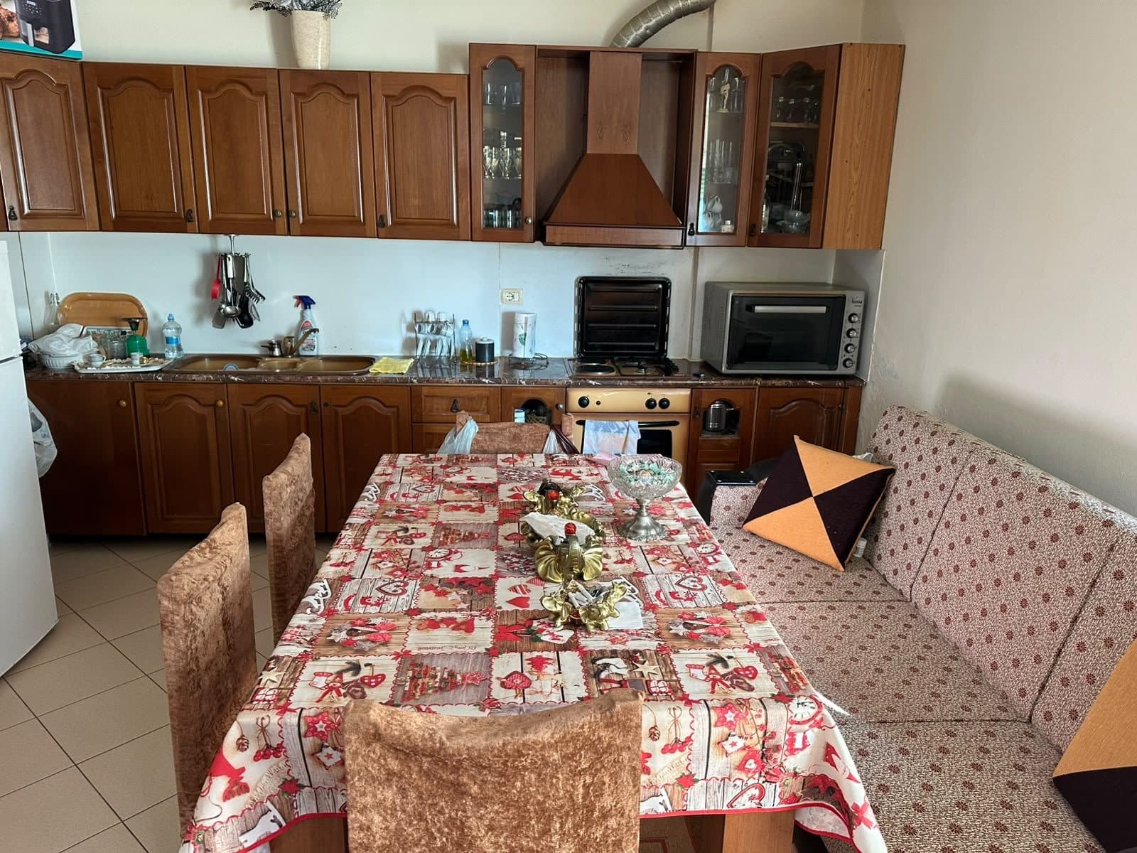 APARTAMENT 1+1 ME QERA AFATGJATE-ALBANO&ROMINA VLORE