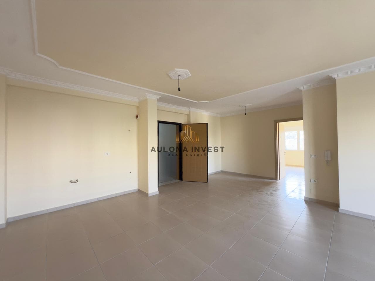 1+1 APARTMENT FOR SALE LUNGOMARE-VLORE. 4