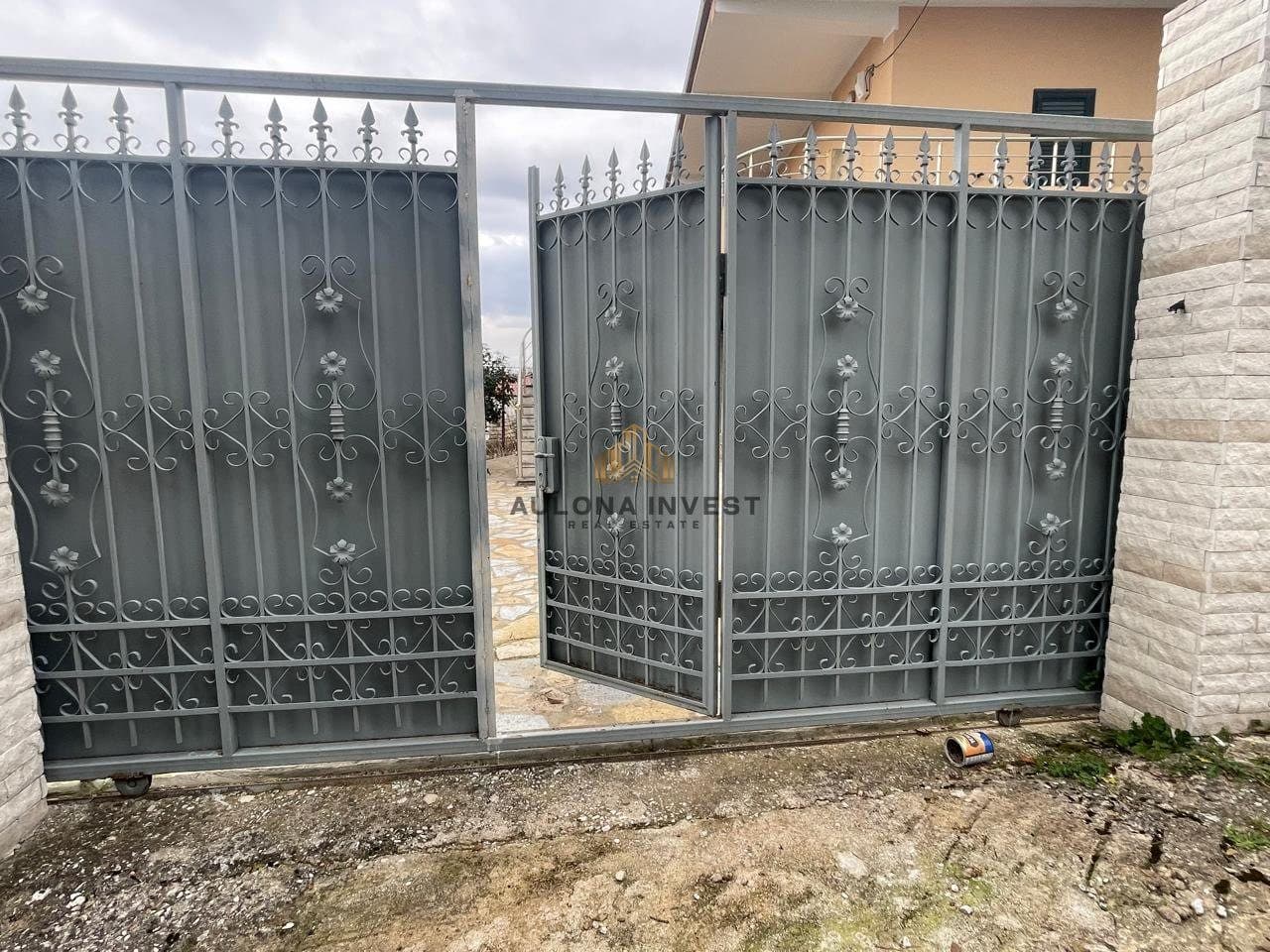 PRIVATE HOUSE 2+1 FOR SALE IN SHERISHT VLORE 2