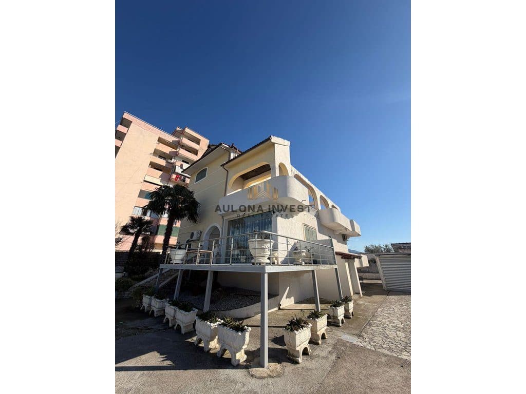 LONG-TERM RENTAL OF THE FIRST FLOOR OF A VILLA NEAR KALCETO VLORA