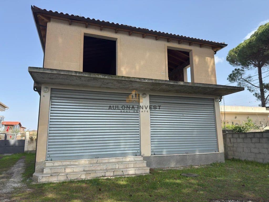 TWO-STOREY HOUSE FOR SALE IN OLD