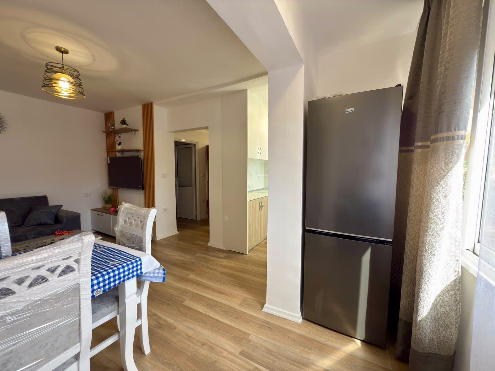 SHITET APARTAMENT 1+1 – SHKOLLA "LEF SALLATA", VLORË. 3