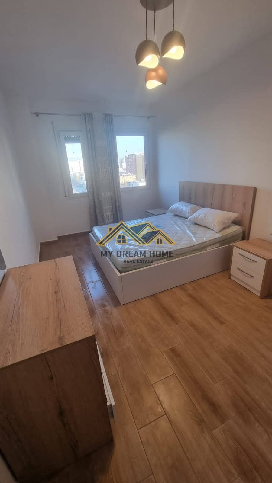 Apartament 1+1 per shitje, Stadiumi Durres. 4