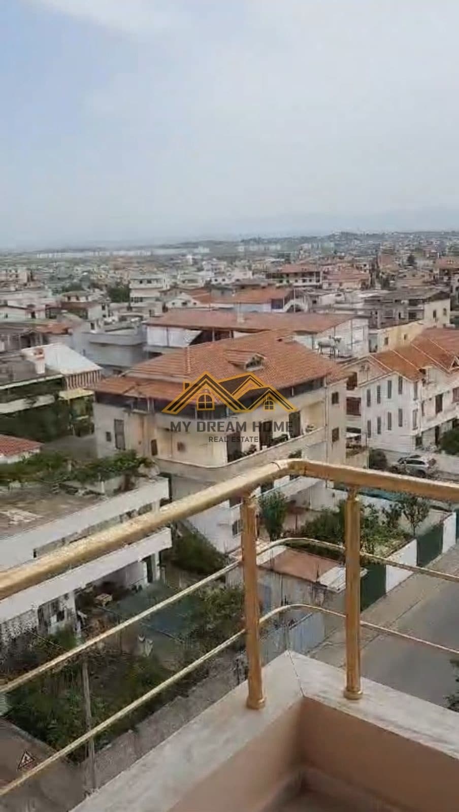 APARTAMENT 1+1 TEK VALA PARK , DURRES PER SHITJE ! 4