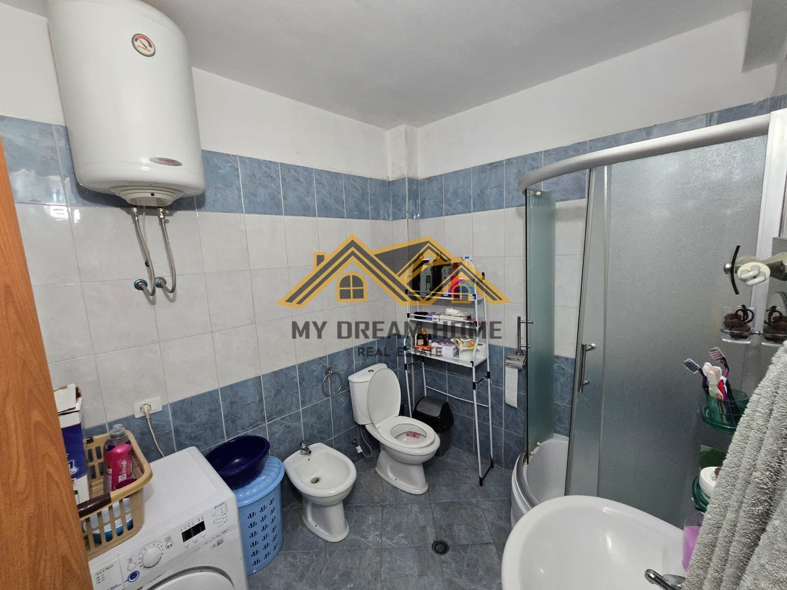 SHITET APARTAMENT 1+1 NE QENDER! 3